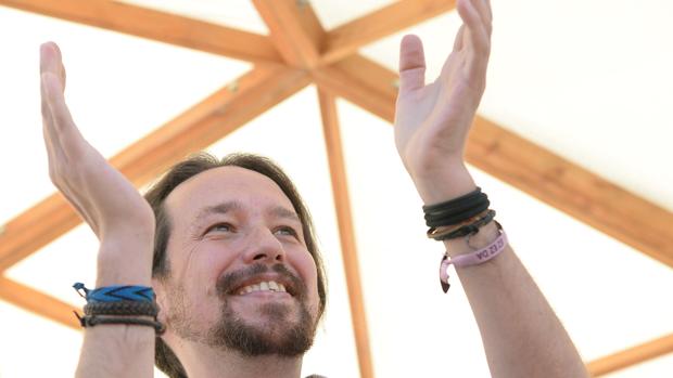 Iglesias pide una alianza PSOE-ERC para echar al PP y solucionar el problema catalán