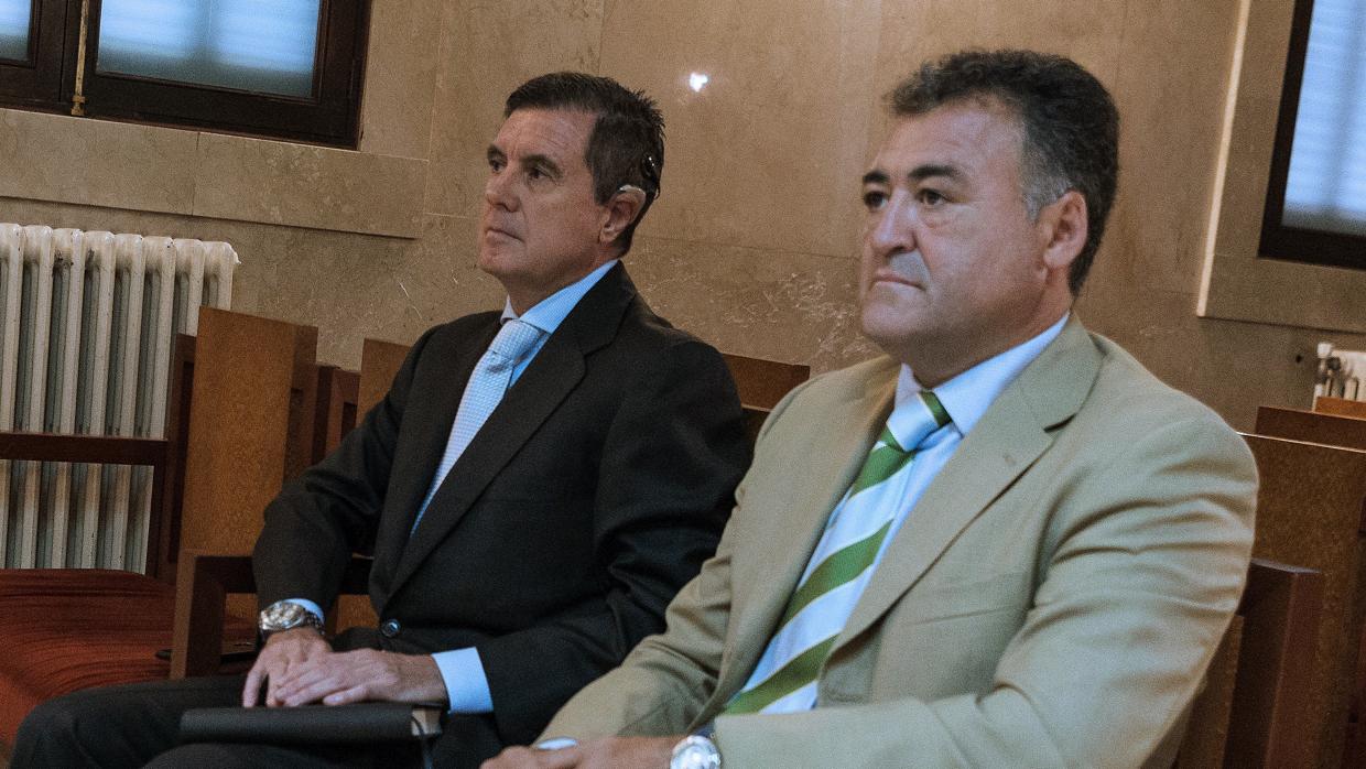 El expresidente balear Jaume Matas junto al que fuera su director general de Deportes, José Luis Ballester
