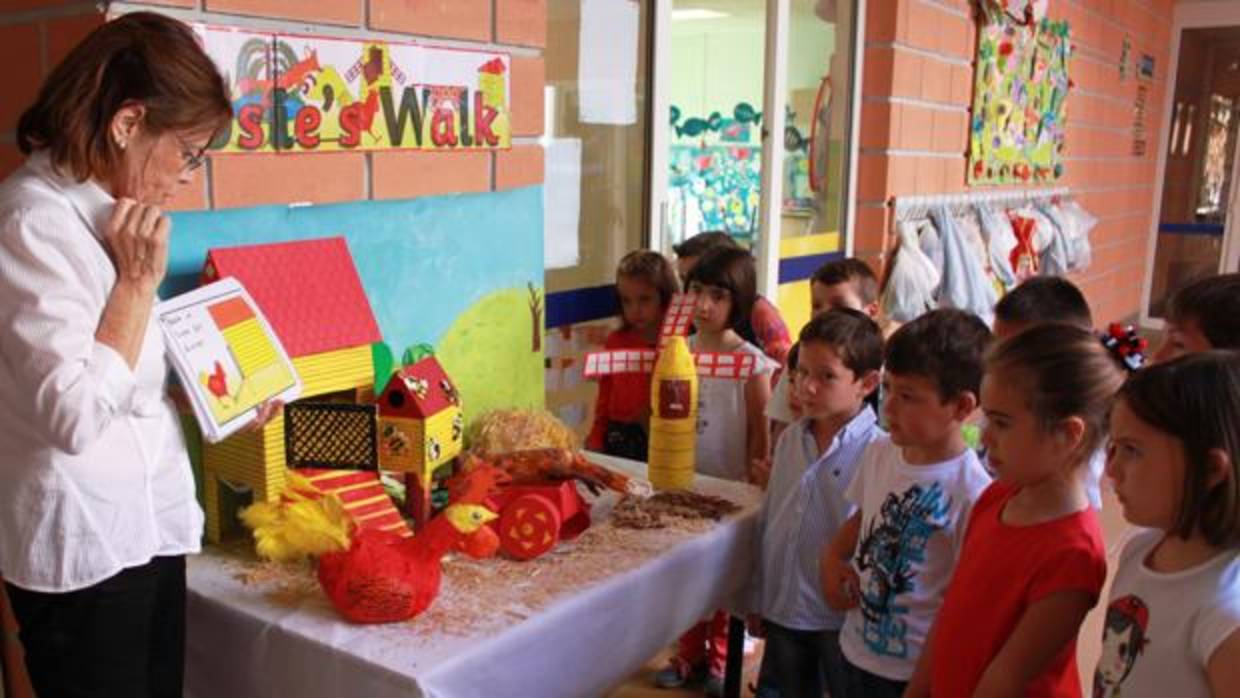 Imagen de una clase de inglés de los sábados en Caxton College