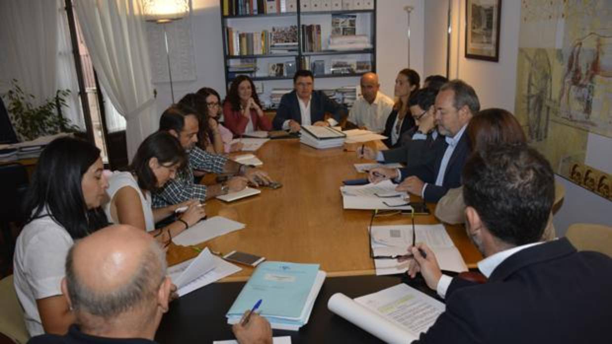 La Comisión de Urbanismo, reunida en el Ayuntamiento de Toledo