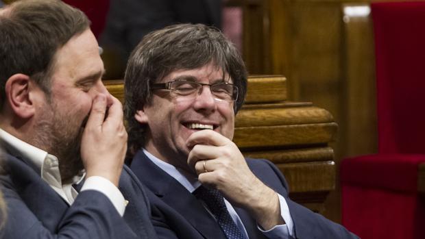 El «pirata» Puigdemont, nuevo agente del independentismo virtual