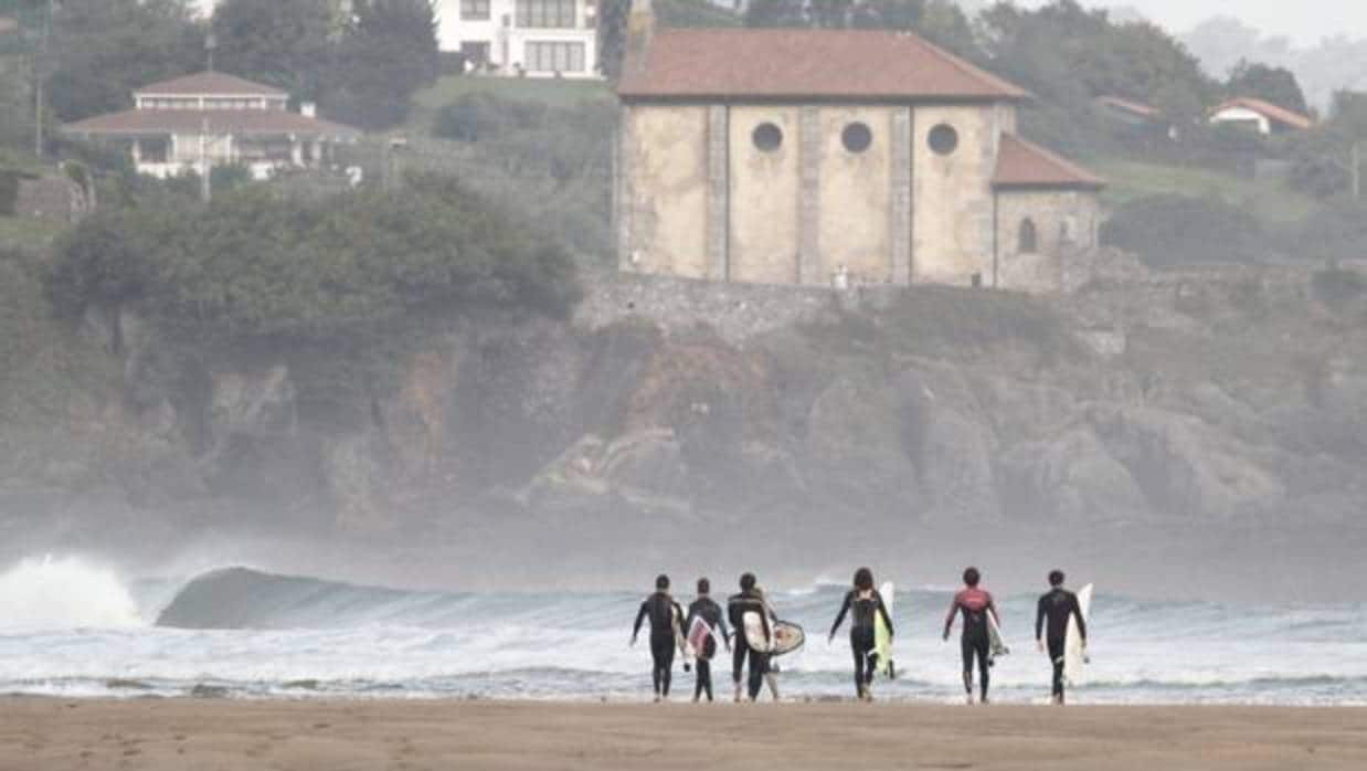 La contaminación del agua vuelve a poner en el punto de mira a varias playas de Vizcaya