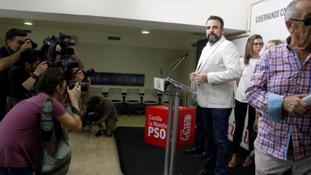 Primarias PSOE: las candidaturas de Page y Blanco están convencidas de ganar