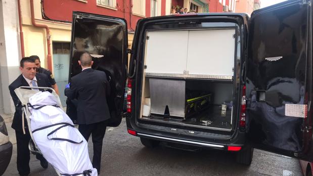 Detenido tras asesinar a cuchilladas a su «casera» en Ciudad Lineal