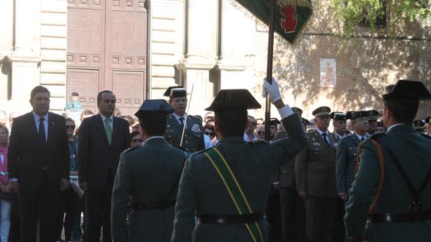 El director general de la Guardia Civil defiende a sus agentes del «acoso intolerable de radicales»