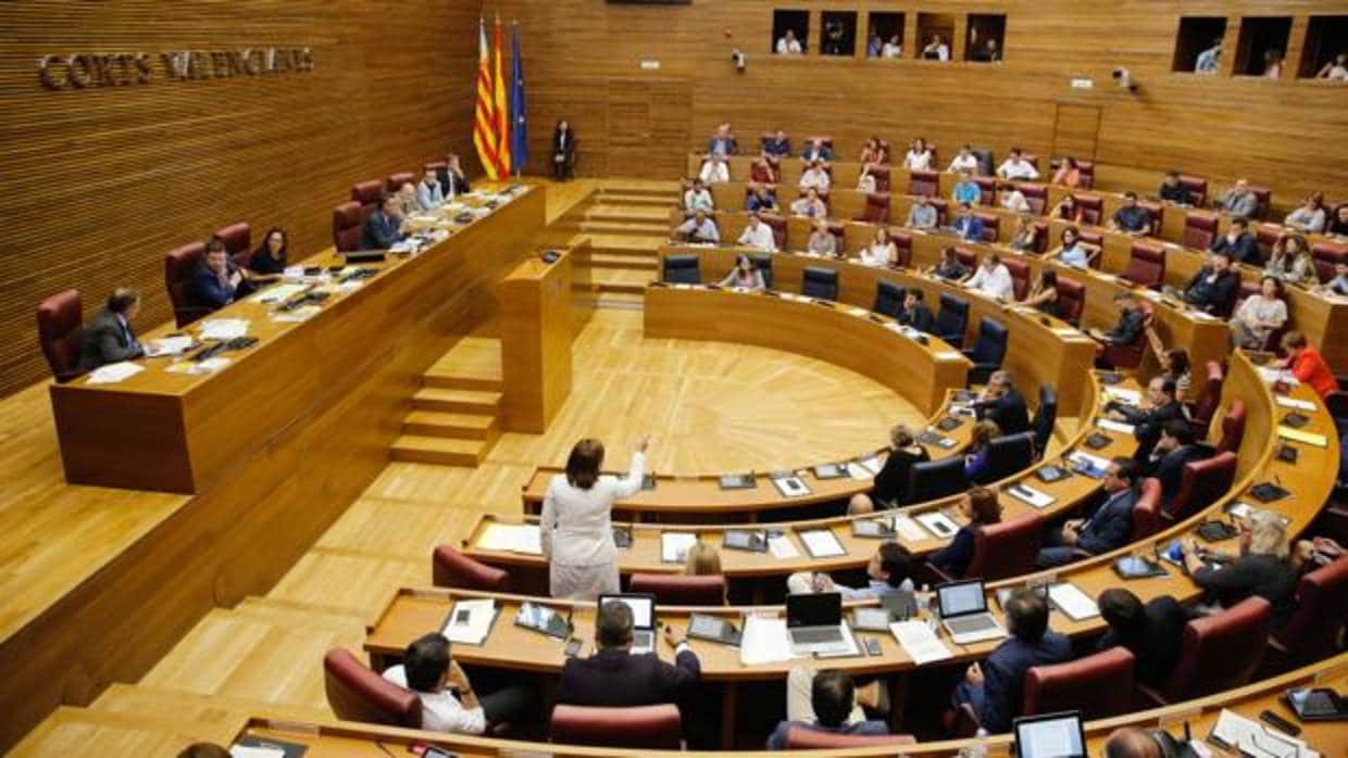 Imagen de archivo de un pleno en las Cortes Valencianas