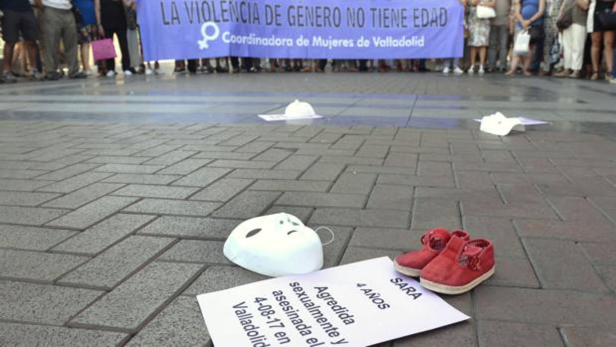 Manifestación tras la muerte de la niña Sara en Valladolid, víctima de malos tratos