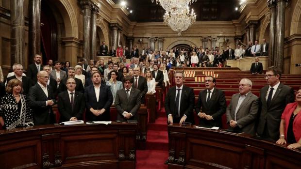 La CUP mantiene la DUI para el pleno del martes en el Parlamento de Cataluña