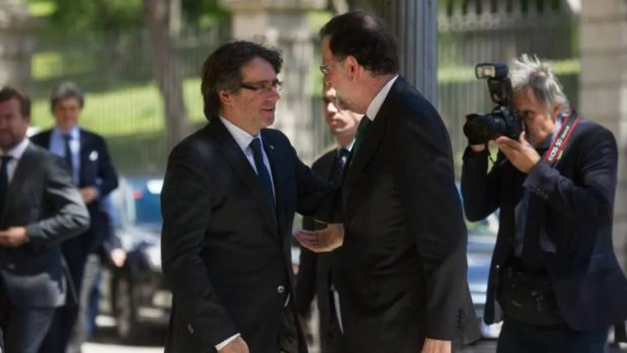 Carles Puigdemont y Mariano Rajoy, en una imagen del pasado mes de mayo