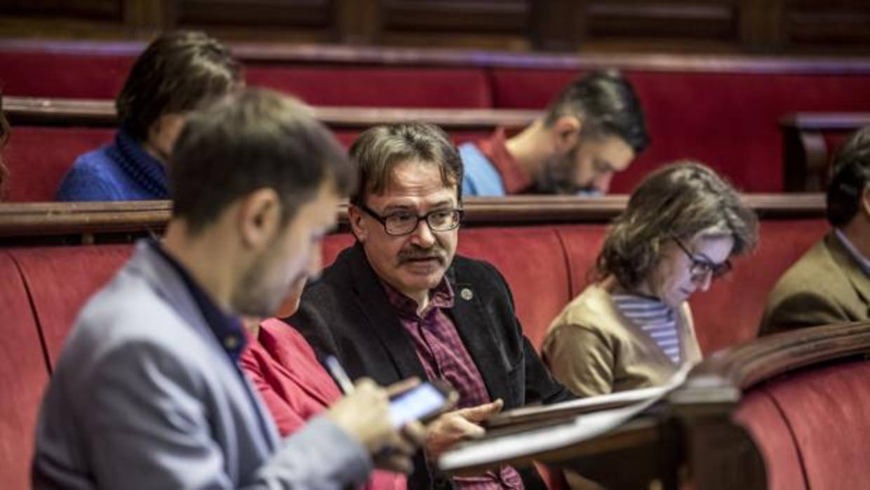 Imagen de archivo del concejal Giuseppe Grezzi tomada durante un pleno