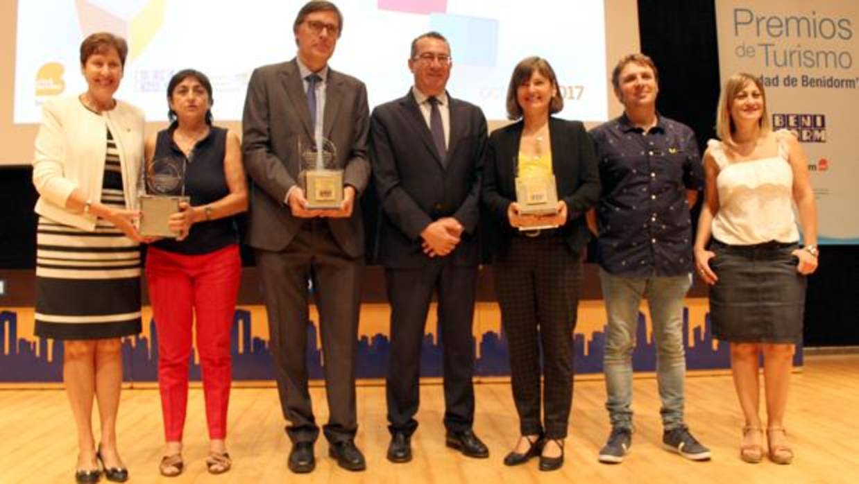 Un momento de la entrega del premio a Dinapsis en Benidorm