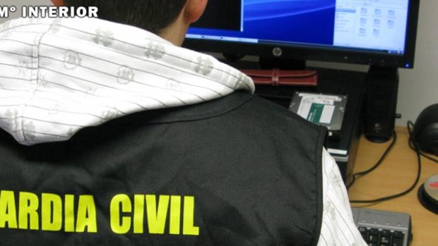 Acusaba en Facebook a la Guardia Civil de «terrorista»