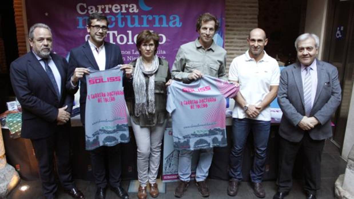 Jesús Labrador, Eduardo Sánchez Butragueño, Isabel Hontanilla, Rubén Lozano, Alberto Teijeiro «Capi» y Juan José Pérez del Pino, este jueves en la presentación de la prueba