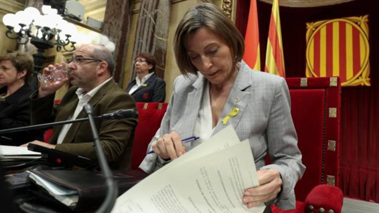 La presidenta del Parlament, Carme Forcadell,