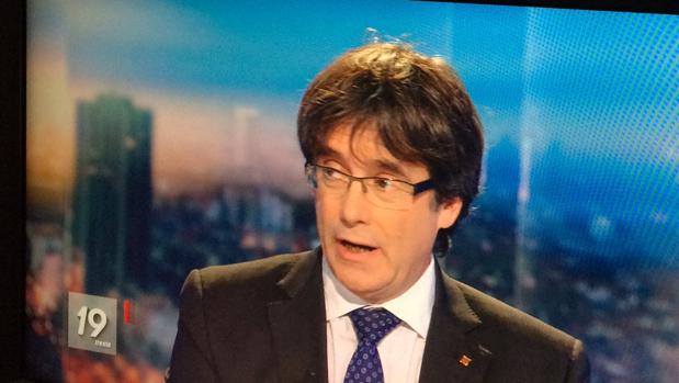 Puigdemont llama a una lista unitaria independentista para el 21D
