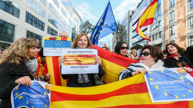 La crisis en Cataluña incrementa el número de partidarios de un estado sin autonomías