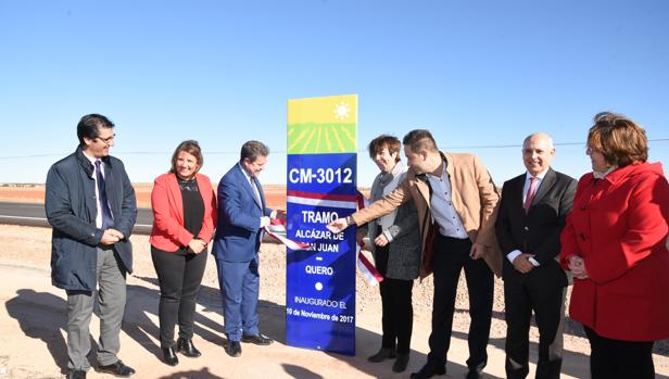 Page inaugura las mejoras de la carretera CM-3012 entre Quero y Alcázar de San Juan