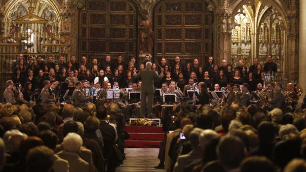 Cospedal y Page, en el concierto de la Inmaculada en la catedral de Toledo