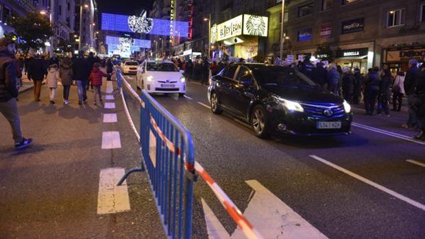 Dispositivo de Navidad en Gran Vía: 29 días con acceso controlado al vehículo privado