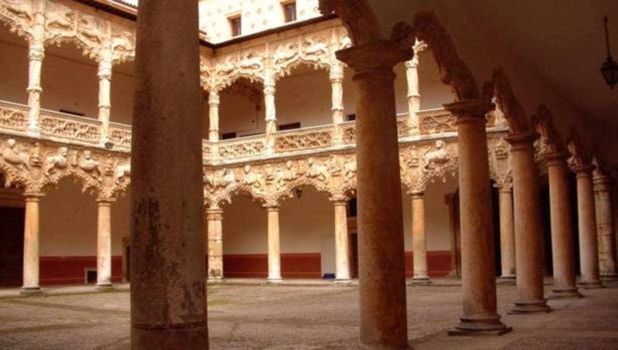 Patio interior del Palacio del Infantado de Guadalajara