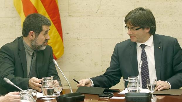 El Govern de Puigdemont se «olvidó» de 152 millones en subvenciones a entidades sociales