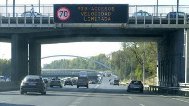 Los no residentes no podrán aparcar este lunes en la zona SER