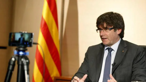 Puigdemont: «Un Estado que tenía de confidente al cerebro de los atentados de Barcelona no tiene límite»