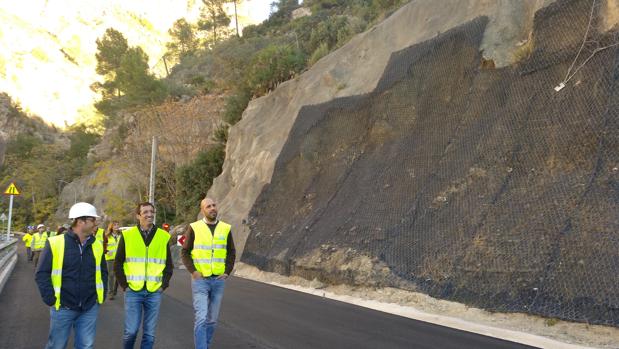 La Diputación finaliza las obras de acondicionamiento del túnel y la carretera de Cortes de Pallás