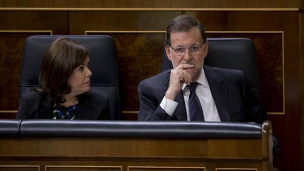 Sáenz de Santamaría y Mariano Rajoy, en una imagen de archivo