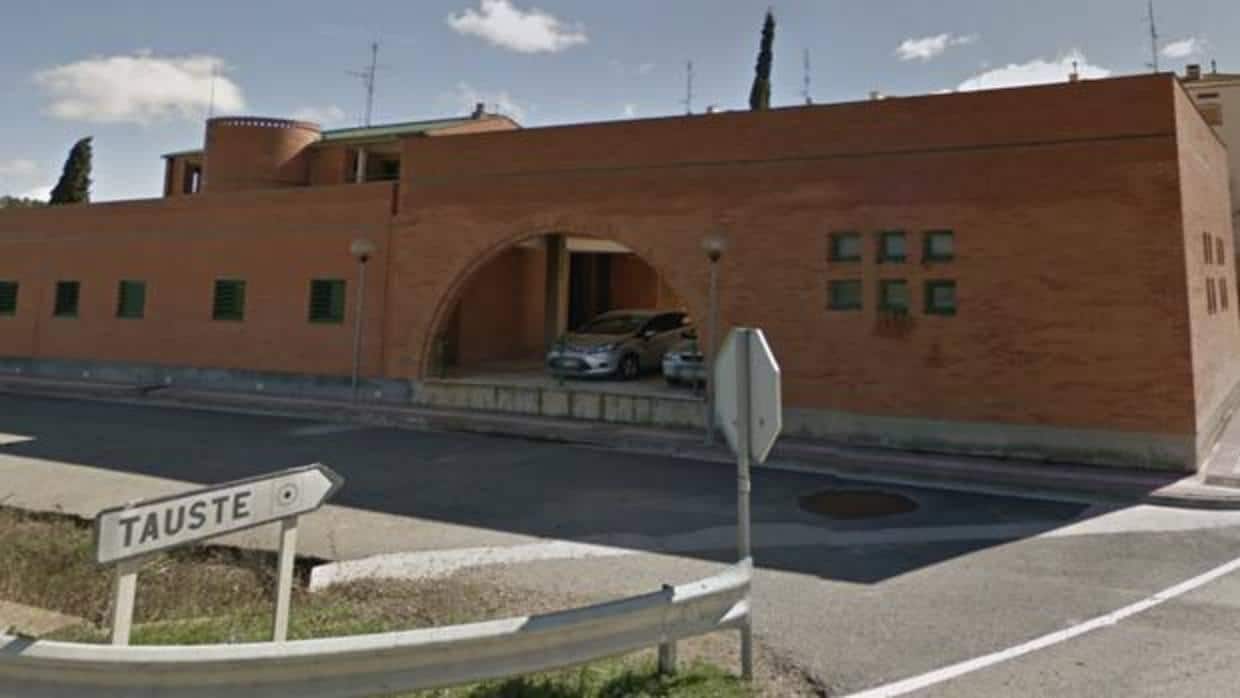 El joven fue atendido de urgencia en el Centro de Salud de Tauste, desde donde fue derivado a Zaragoza