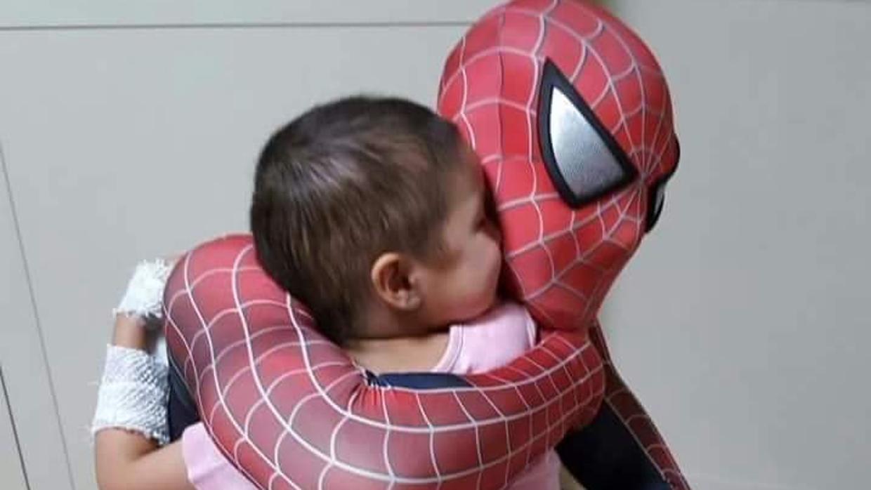 Dancausa se reúne con Spiderman