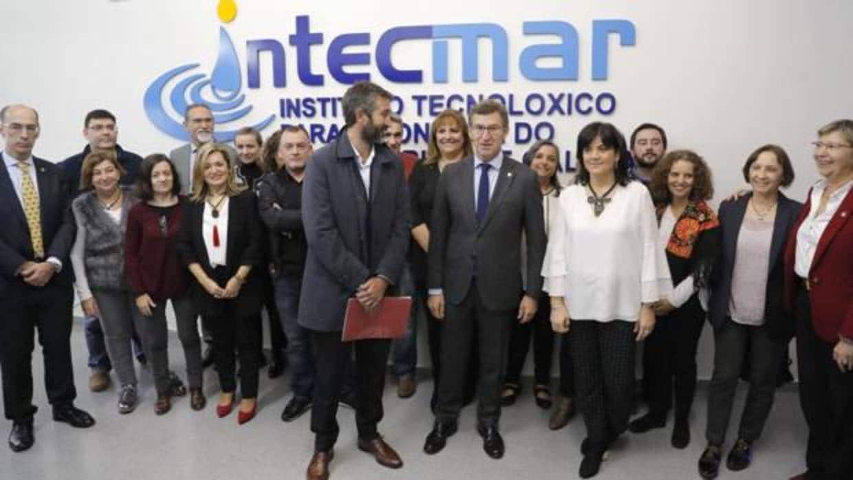 Alberto Núñez Feijóo y otras autoridades, ayer durante la celebración del aniversario del Intecmar