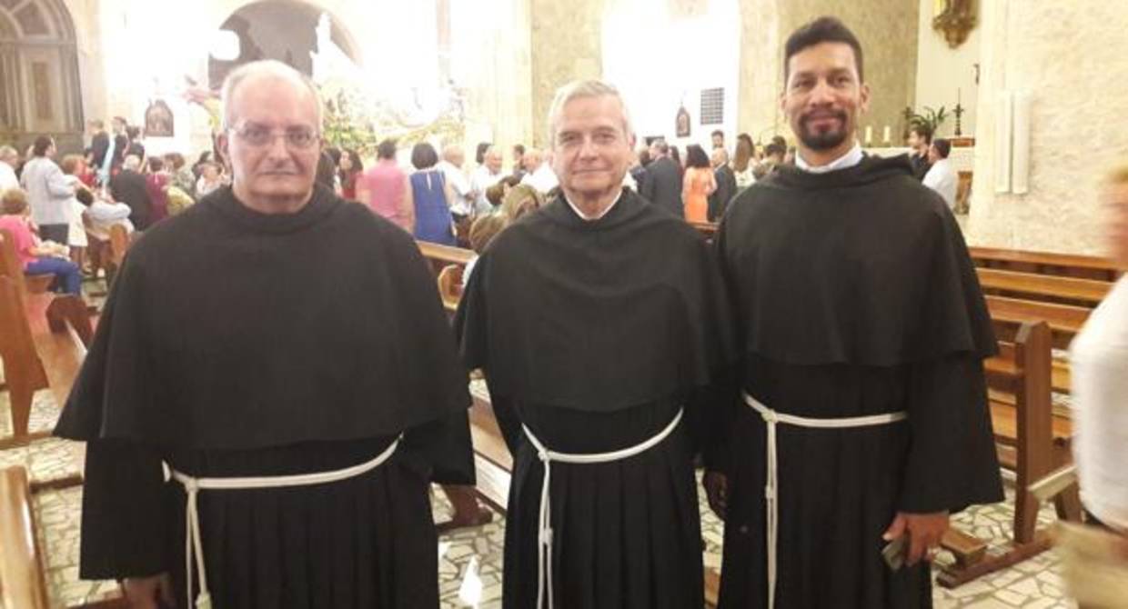 Manuel Sanchís, José Méndez y Carlos Campos, los tres frailes que habitan el convento de Quintanar