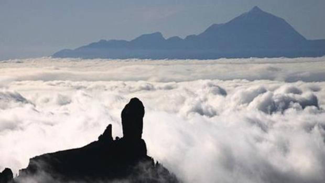 Roque Nublo, Gran Canaria y el Teide, Tenerife