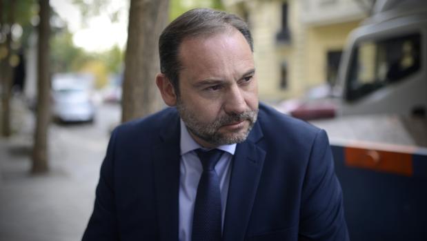 «La izquierda se ha alejado de la idea de España»