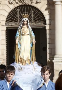 El colegio Tavera saca a la Virgen Milagrosa en procesión