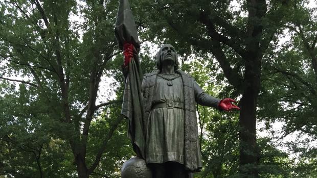 España reclamó a EE.UU. medidas para evitar los ataques a las estatuas de Colón