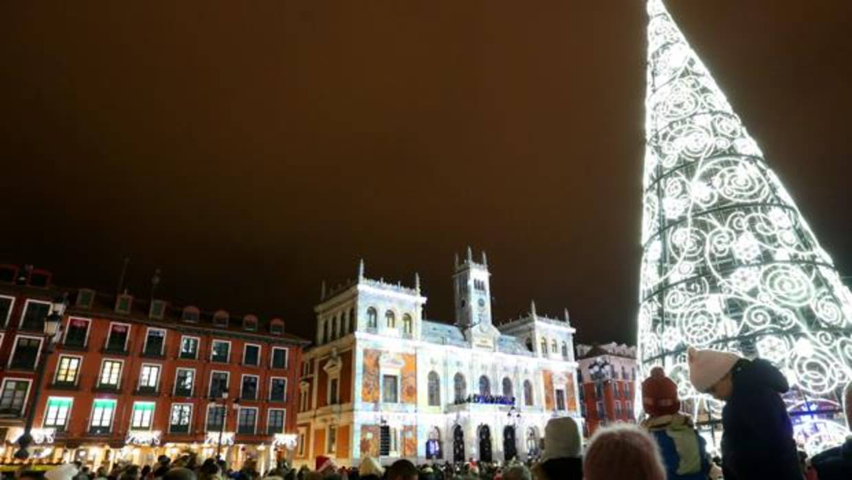 Valladolid enciende su encendido navideño