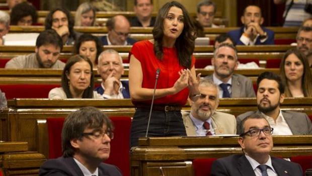 El 47% de los votantes del PP en 2015 apostarán por Arrimadas y otras claves del CIS sobre Cataluña