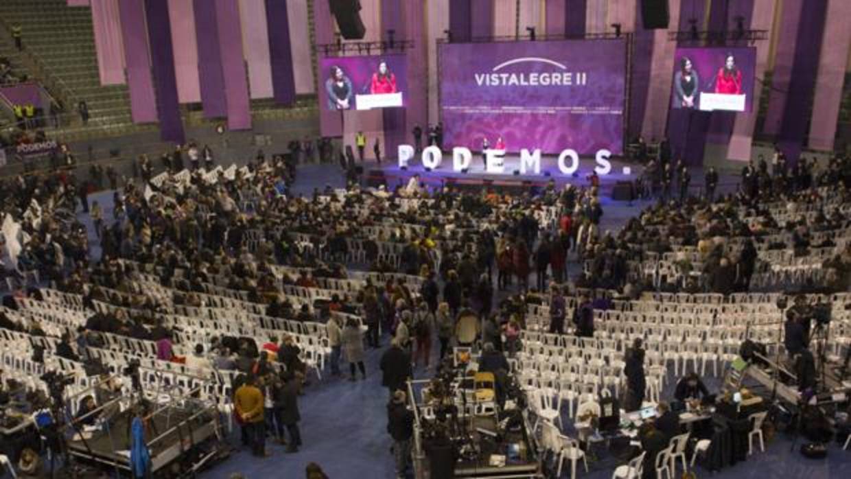 Imagen de la asamblea de Podemos celebrada en el pabellón de Vistalegre