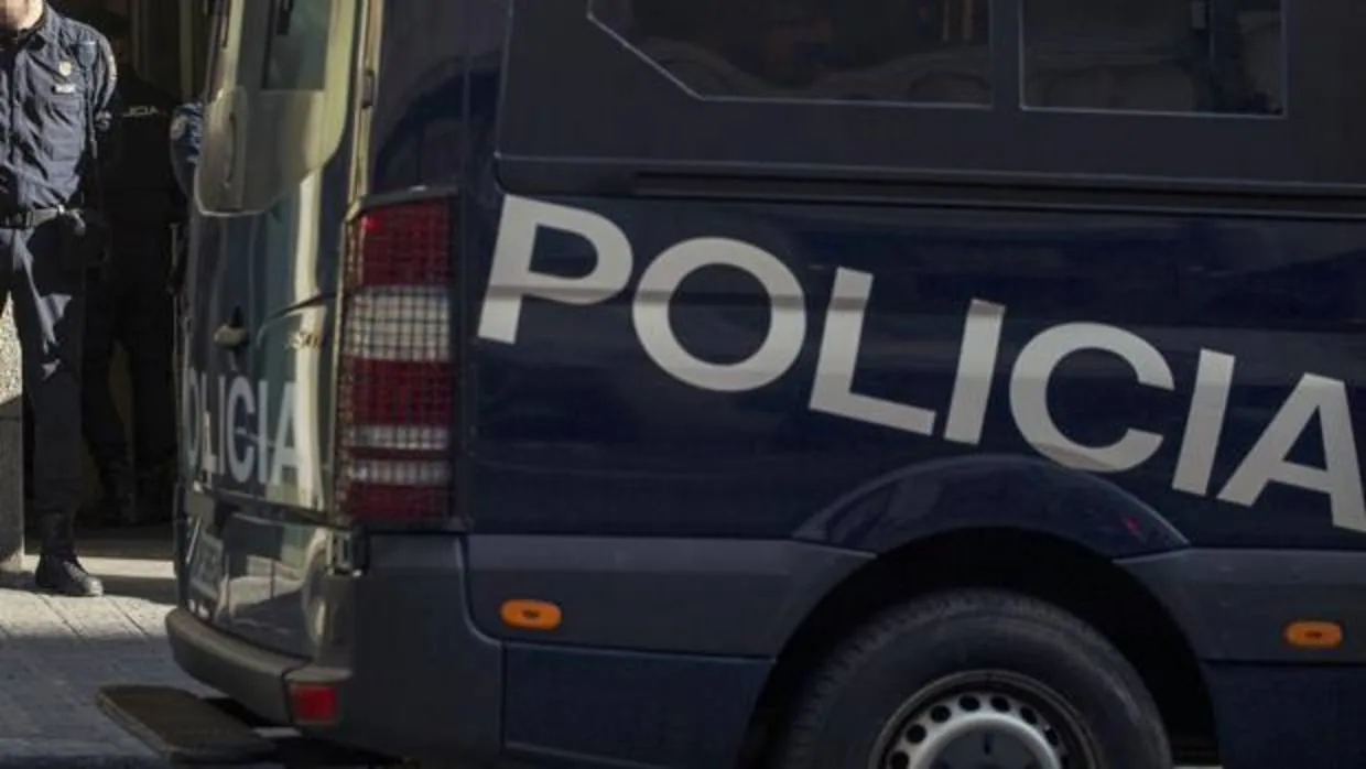 Hallan muerto en su despacho al «número dos» de la Policía Nacional en Santa Cruz de Tenerife