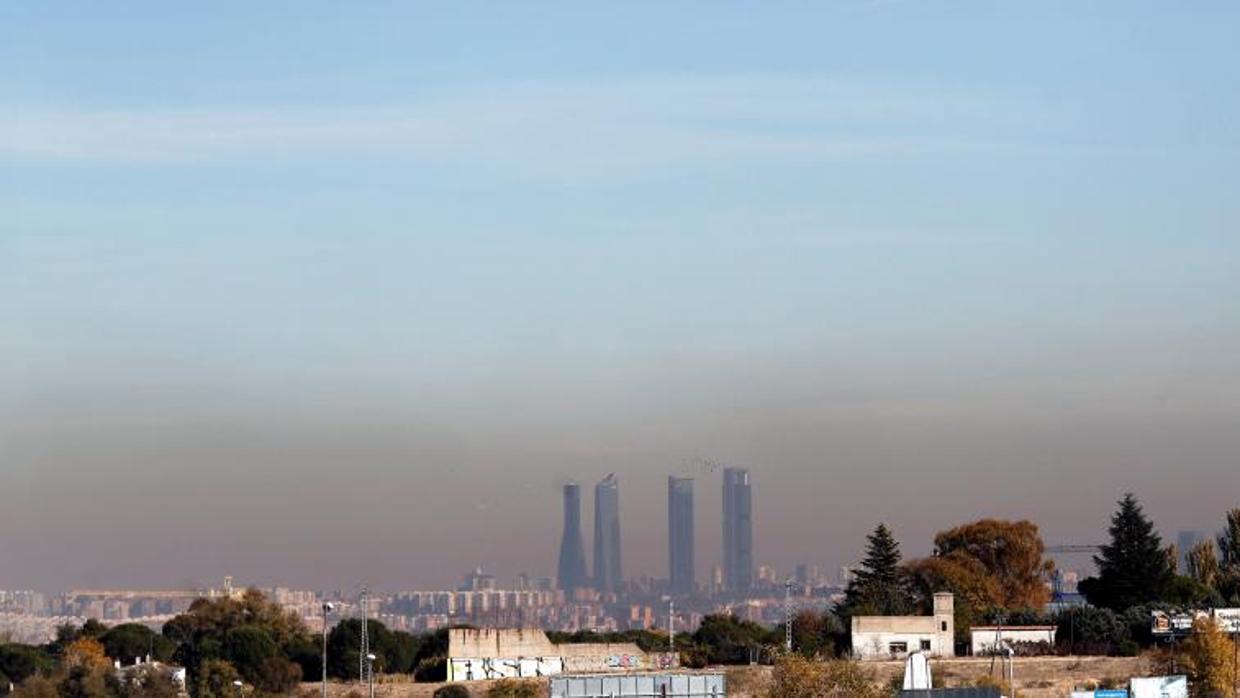 La boina de contaminación sobre Madrid