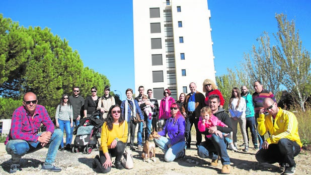 Treinta familias, en la calle por una negligencia de 80 centímetros