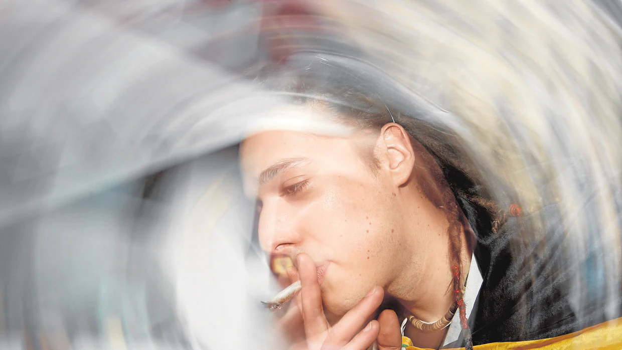 Imagen de archivo de un participante de la Marcha Mundial de la Marihuana