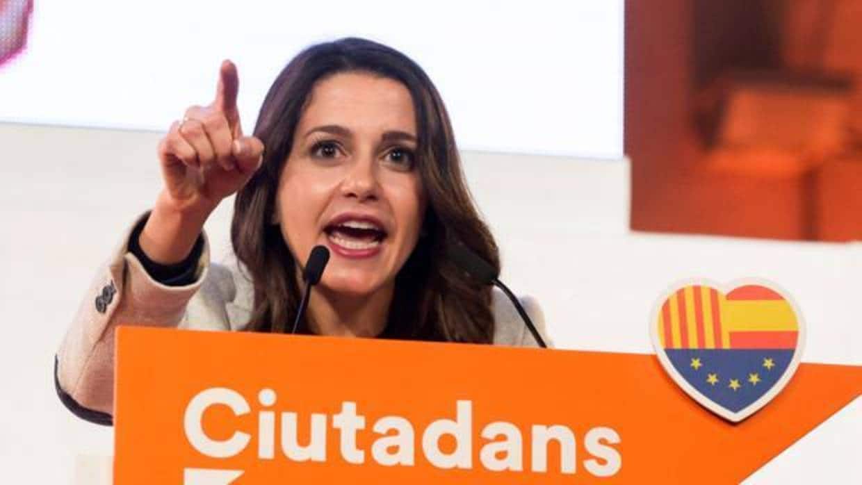 Inés Arrimadas, el pasado viernes en un acto de campaña