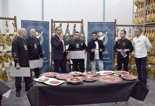 El toledano Manuel Carretero gana el I Concurso «Online» de Cortadores de Jamón