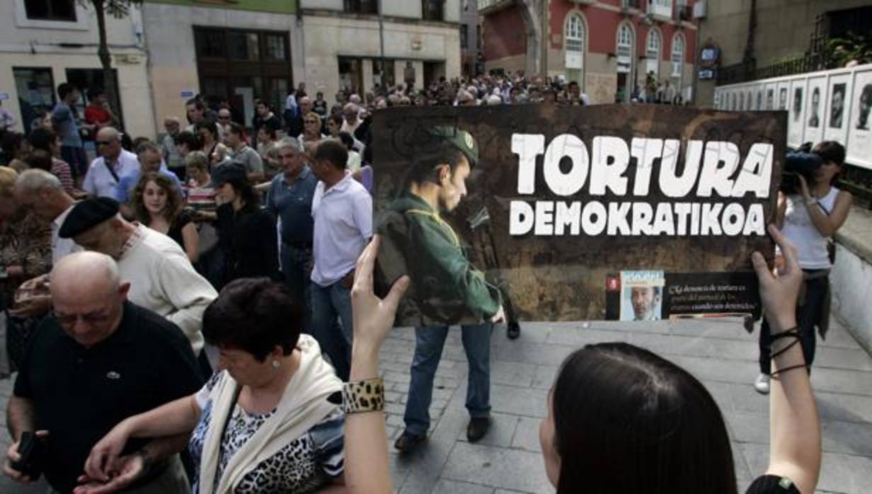 Covite acusa al Gobierno vasco de promover un «falso empate» entre víctimas de ETA y torturados