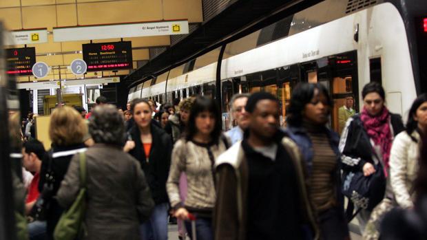 Huelga del Metro de Valencia: empresa y sindicatos acuerdan suspender los paros hasta el 3 de enero