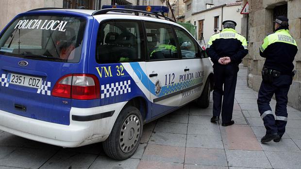 Detenido por abusar sexualmente de la mujer de su amigo en un piso de Salamanca