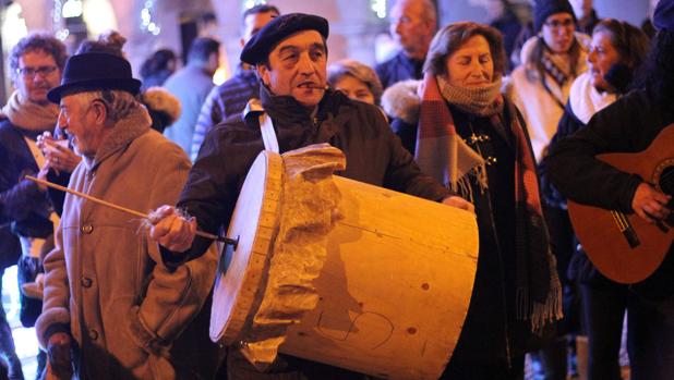 Sigüenza dedica una plaza a su rondalla, que cumple 66 años